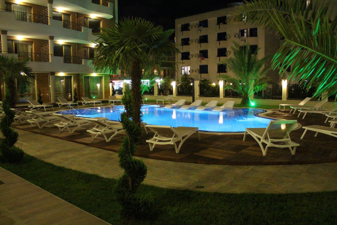 סאני ביץ' Boutique Apart Hotel Versis מראה חיצוני תמונה