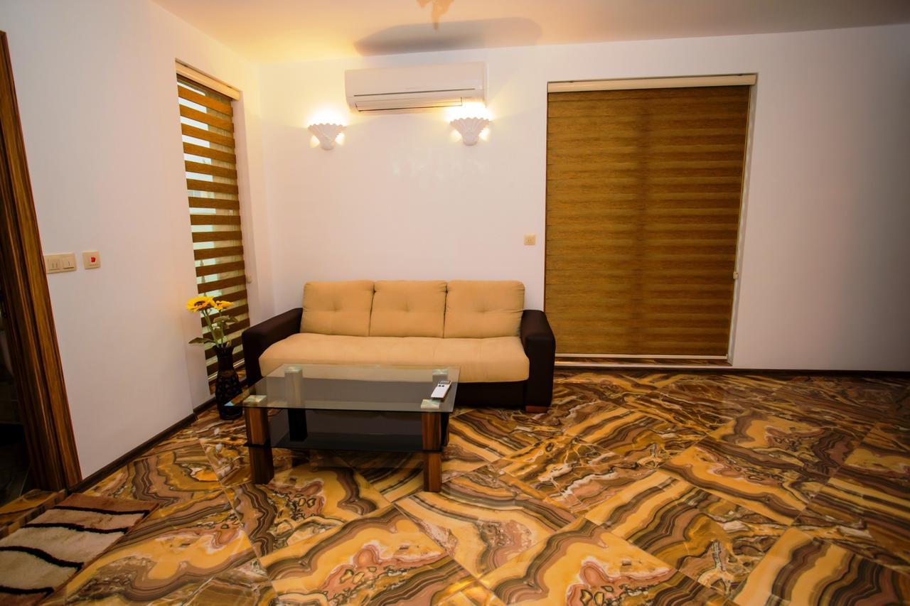 סאני ביץ' Boutique Apart Hotel Versis מראה חיצוני תמונה